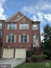 Building Photo - 2431 Cypress Green Ln