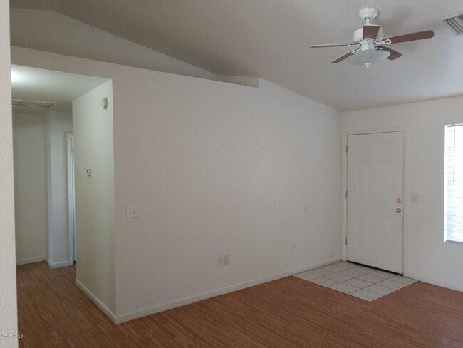 Building Photo - 6711 W Osborn Rd