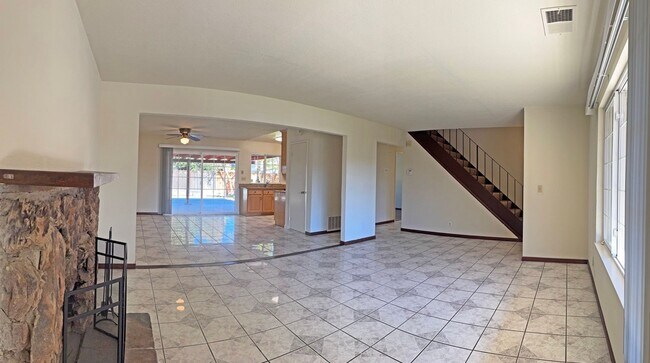 Foto del edificio - Beautiful Updated Home!