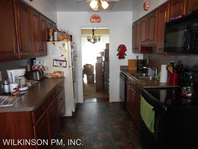 Building Photo - 4 br, 2.5 bath House - 12470 HEDGES RUN DRIVE