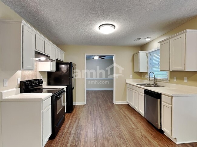 Foto del edificio - 3100 Twatchman Dr