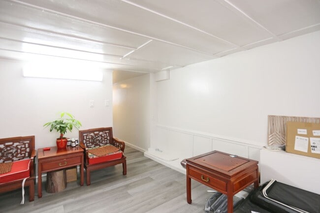 Building Photo - 507 3rd Ave