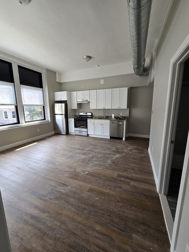 Foto principal - 81 Saltonstall Ave