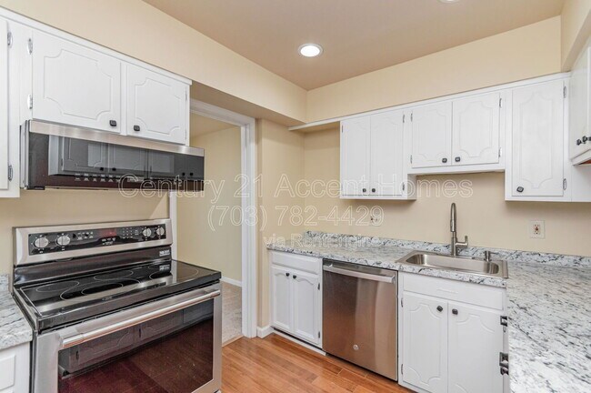 Foto del edificio - 14447 Cool Oak Ln