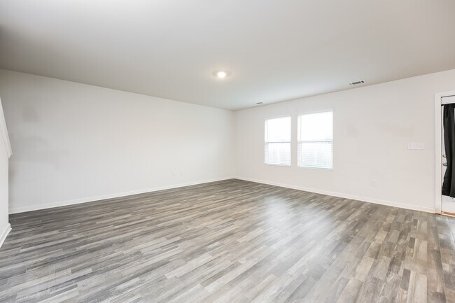 Foto del edificio - 506 Springtime Ln