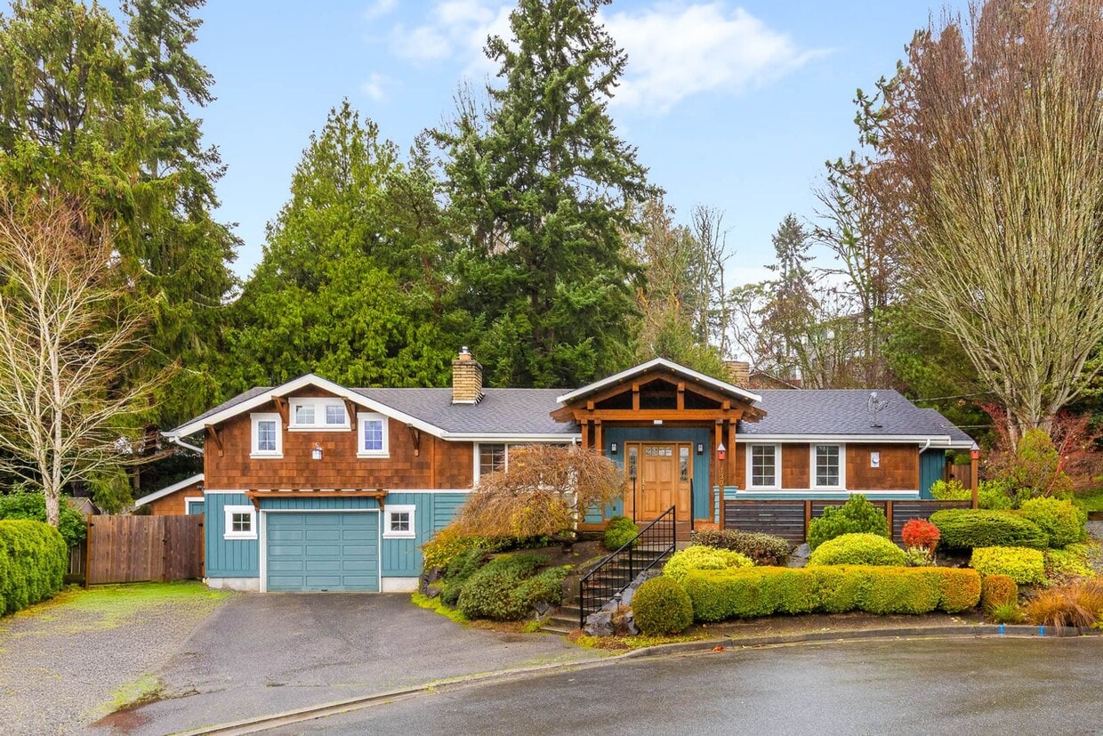 Primary Photo - 1305 5th St