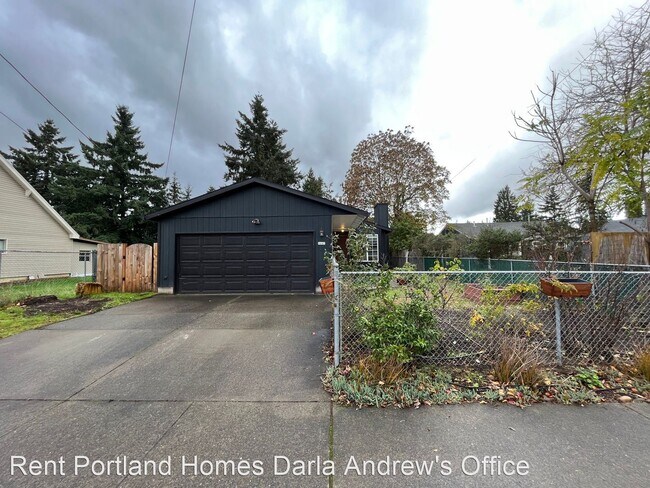 Foto del edificio - 3 br, 2 bath House - 8447 SE 65th Ave.
