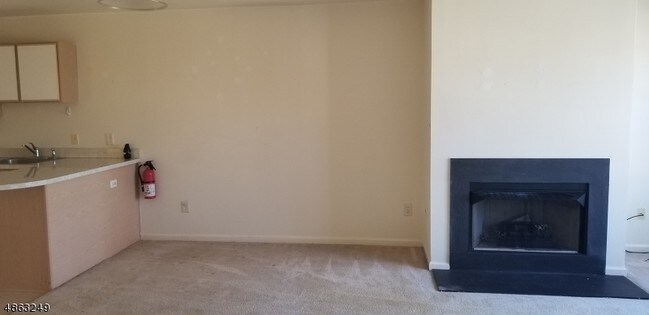 Foto del edificio - 305 Falcon Ridge Way S