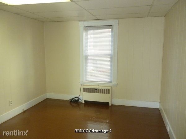 Building Photo - 3 br, 1 bath Apartment - 4 Chelsea St