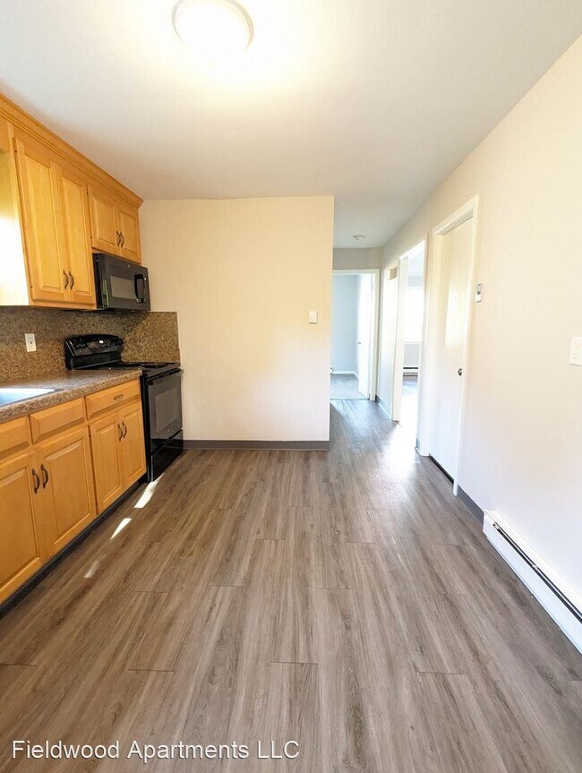 Building Photo - 2 br, 1 bath Apartment - 248 Birchfield Dr...