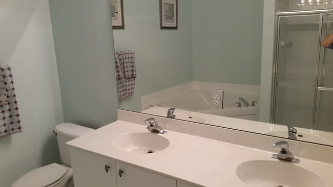 Foto del edificio - 350 E Coral Trace Cir