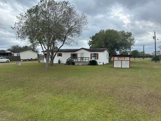 Building Photo - 39 Tiffany Dr