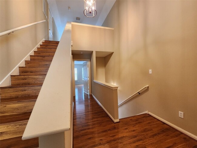 Foto del edificio - 1730 Redwing Ridge Dr