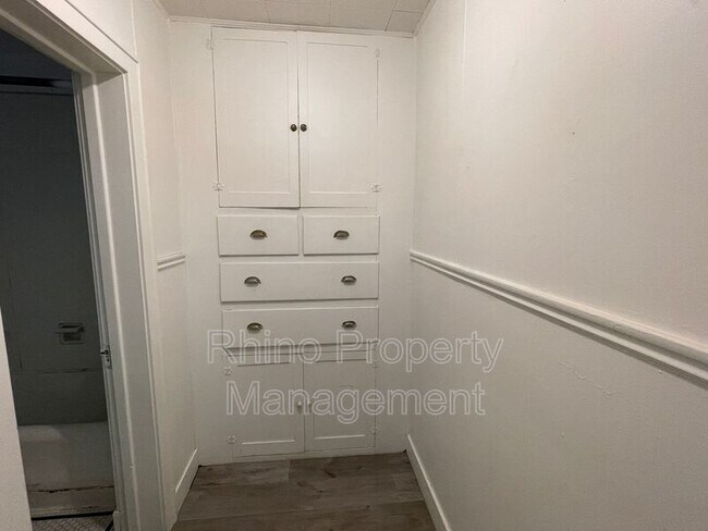 Foto del edificio - 2855 Washington Blvd