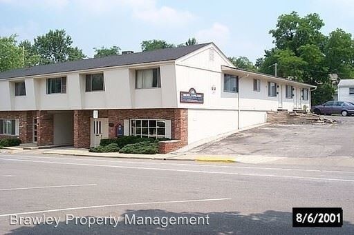 Primary Photo - 303 E Smith Ave