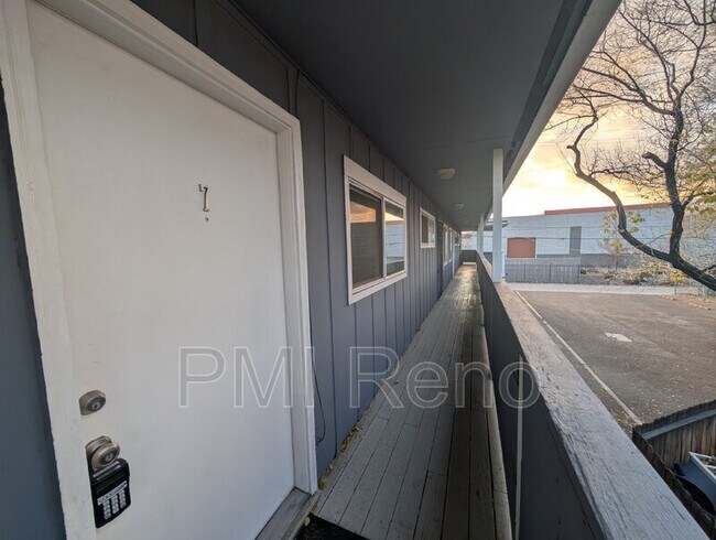 Foto del edificio - 821 Spokane St