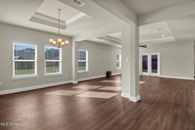 Building Photo - 8025 Crawford Dr