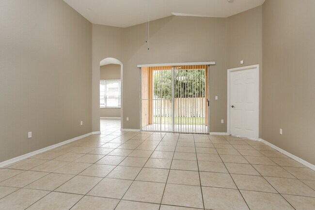 Foto del edificio - 13124 SW 23rd St