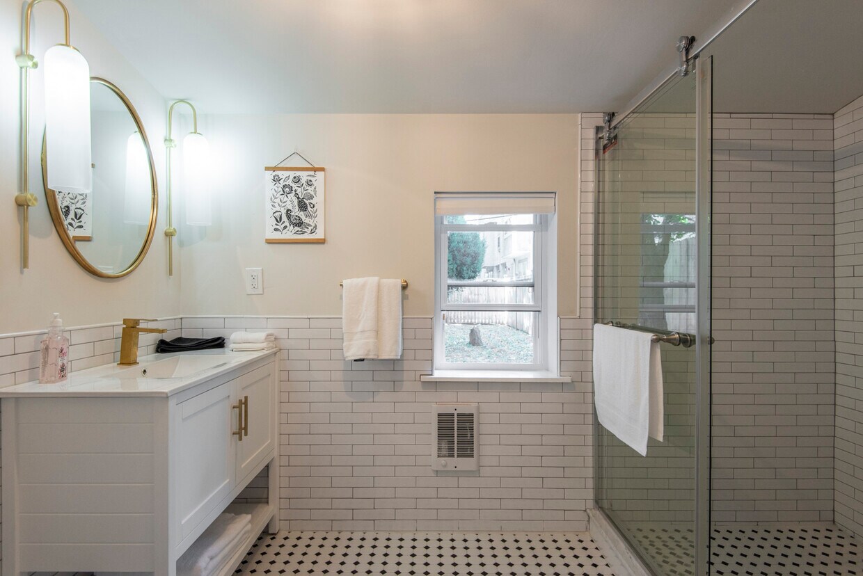 Foto principal - 3621 Hamilton St