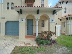 Building Photo - 111 S Melville Ave
