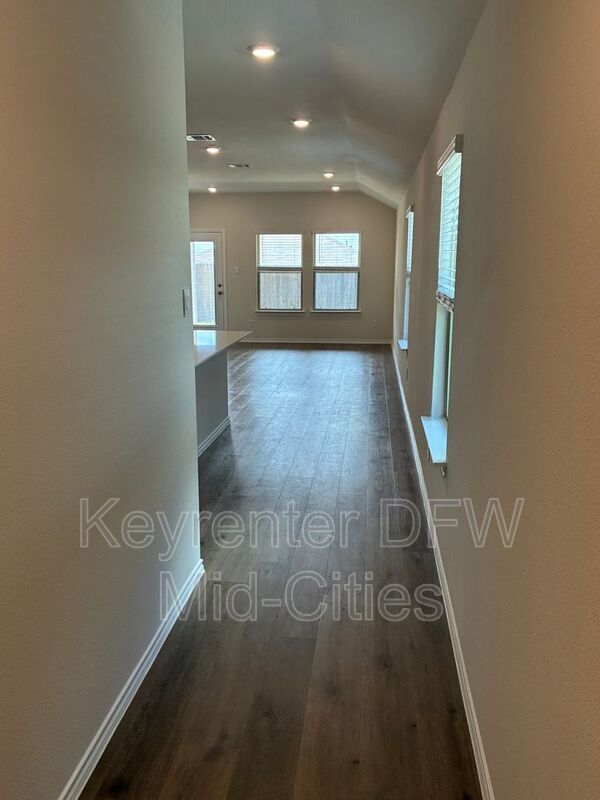 Foto del edificio - 4624 Verdin St