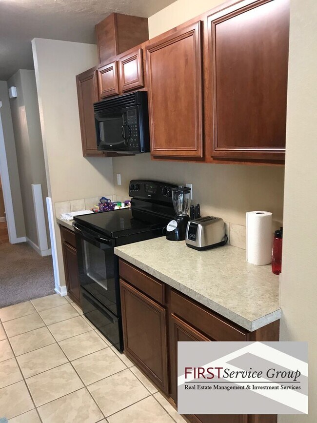 Foto del edificio - 8832-8838 W Candleston Ln