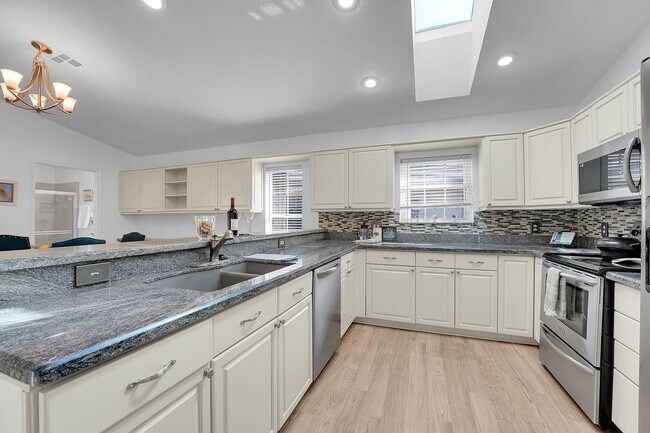 Foto del edificio - 7305 Marsh Terrace
