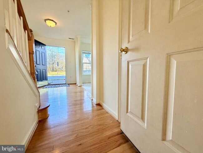 Building Photo - 9710 Washingtonian Blvd