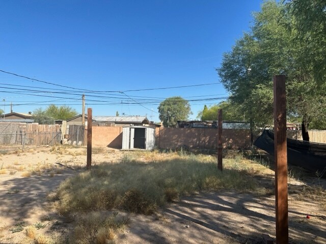 Building Photo - 123 6th Ave W