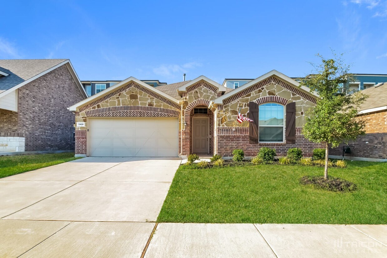 2428 Dolostone Drive Aubrey TX House Rental in Aubrey, TX