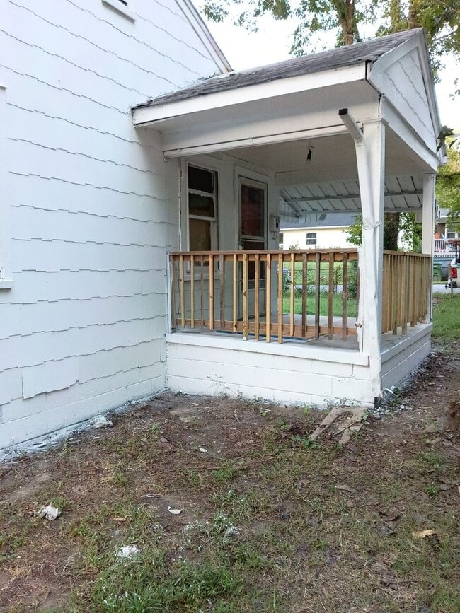 Building Photo - 1416 Drewry St