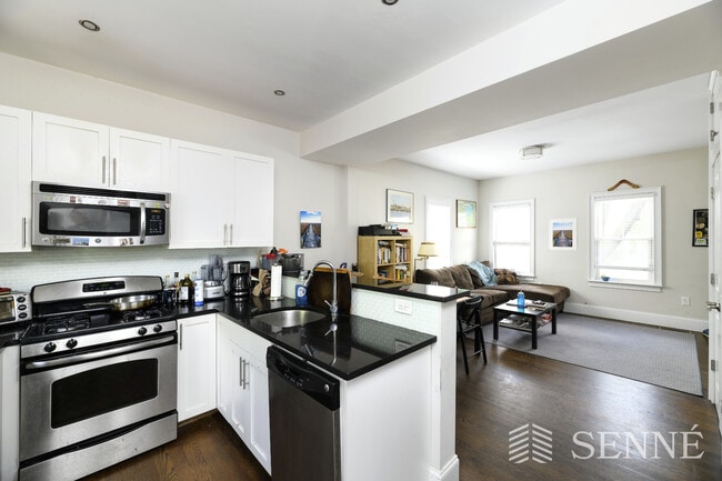 Photo - 11 Dodge St Townhome