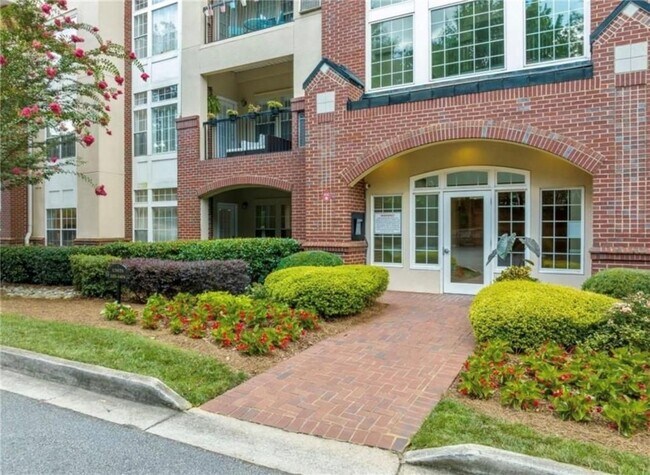 Foto del edificio - 3636 Habersham Rd NW