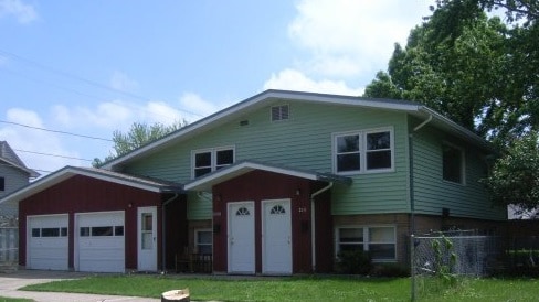 Primary Photo - 2111 W Bailey St