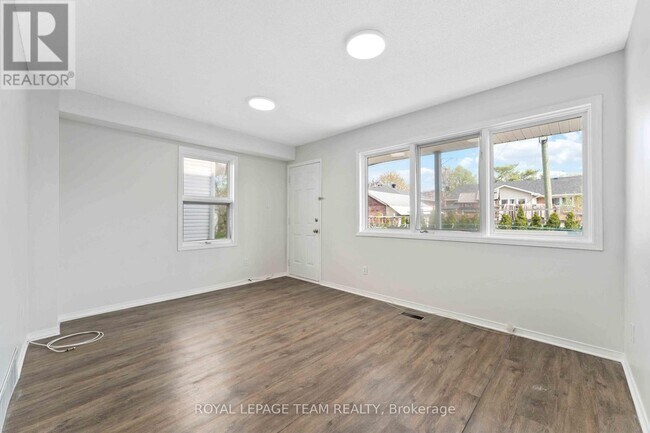 Photo du bâtiment - 1420 Raven Ave