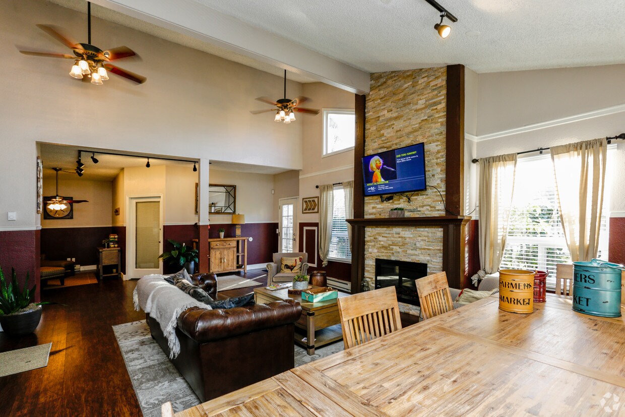 Brookstone Apartments 3231 S 204th St Seattle, WA