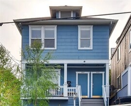 Building Photo - 1017 Taylor Ave N
