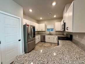 Building Photo - 7457 Onyx Star St