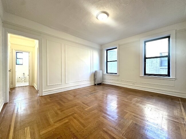 Building Photo - 108 Park Terrace E