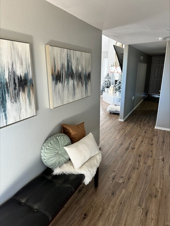 Foto del edificio - Beautiful 3 bedroom House 360 degree Mount...