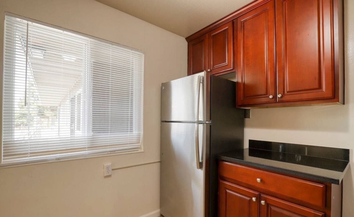 Building Photo - 1917 6th St