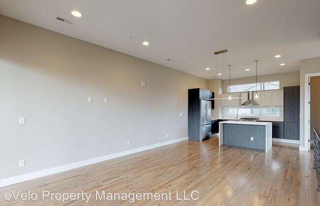 Building Photo - 4045 N Pecos St
