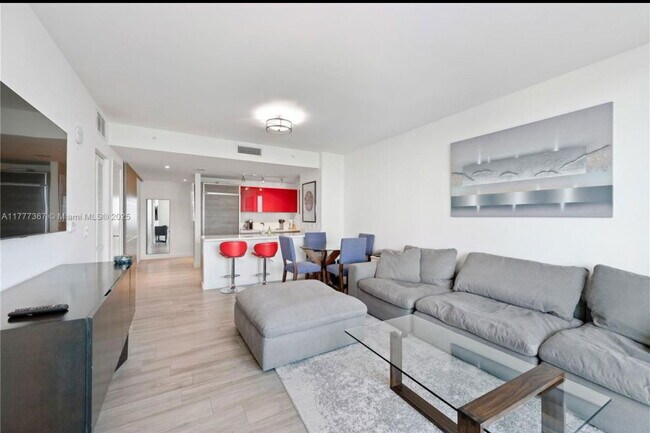 Foto del edificio - S Miami ave , Miami, FL 33130 - 2 BR 1 BA condo