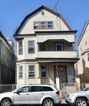 Building Photo - 899 S 18th St