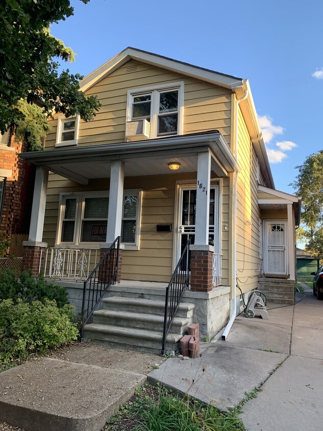 Primary Photo - 1621 Leverette St