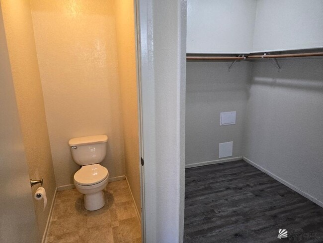 Building Photo - 11239 E 24th Pl