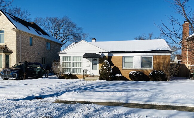 Building Photo - 7020 Wilson Ter