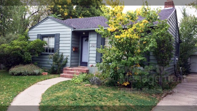 Building Photo - 2824 S Devereaux Way