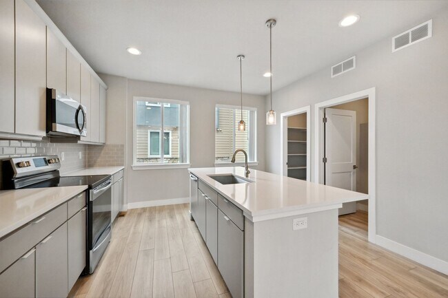 Foto del edificio - 6719 S Tempe Ct