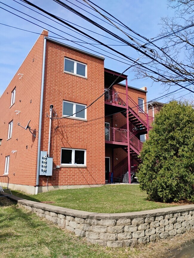 Foto del edificio - 397 Alles St